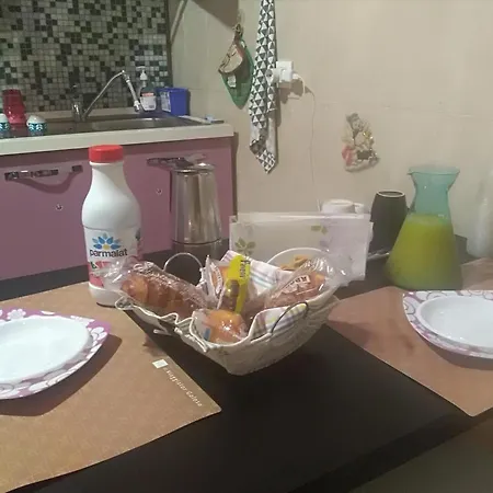 La Camera Sui Tetti Habitación en casa particular Magenta